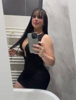 604233615: Chica busca chico en Madrid