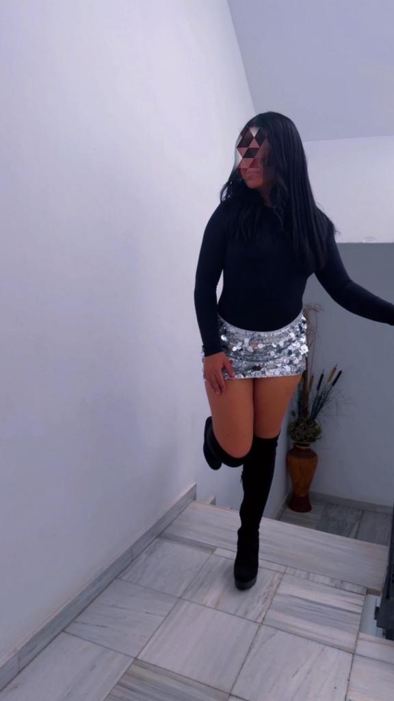 Chica busca chico en Cádiz: 