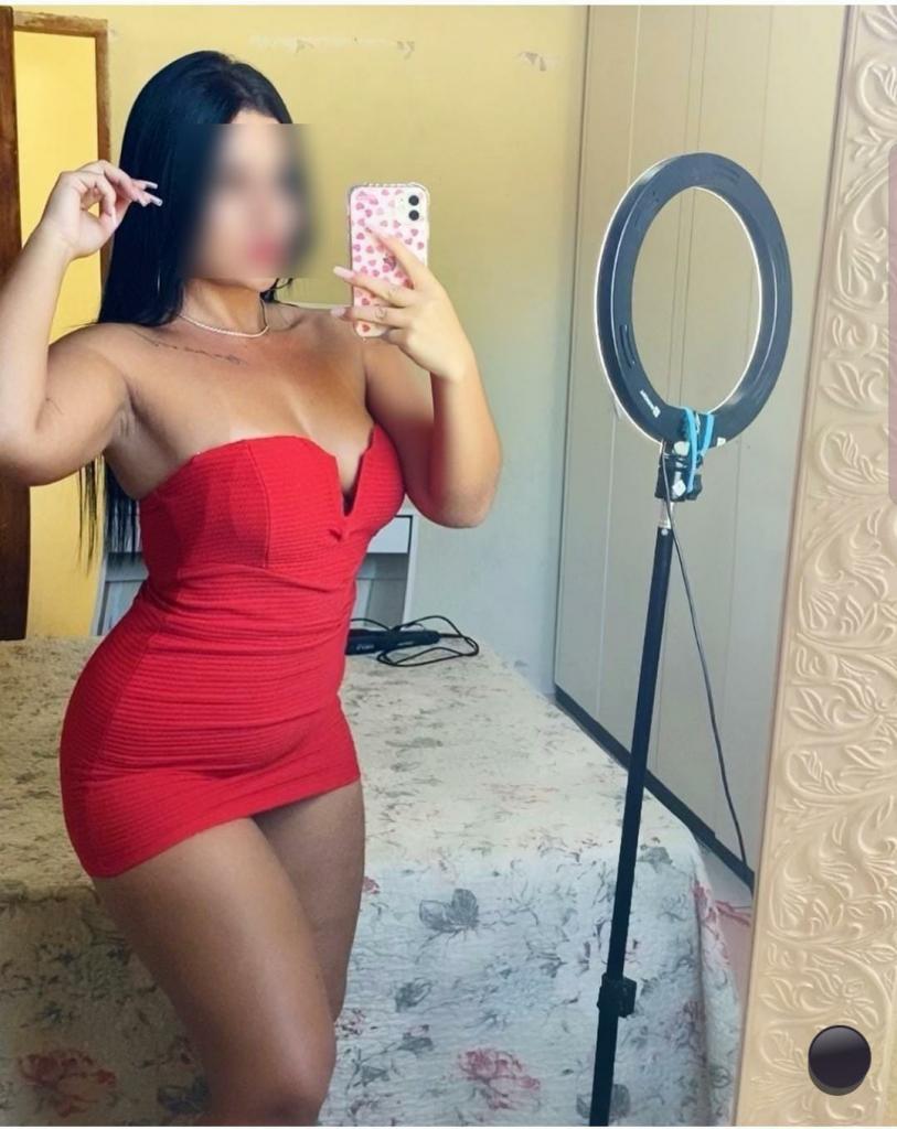 Chica busca chico en Lugo: 