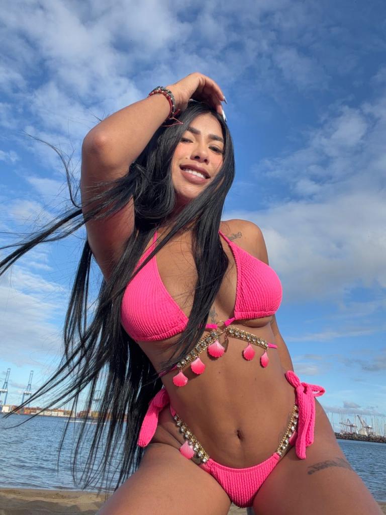 Chica busca chico en Las Palmas: Chica busca chico