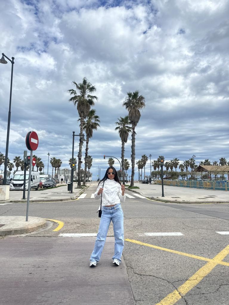 Chica busca chico en Ibiza: 