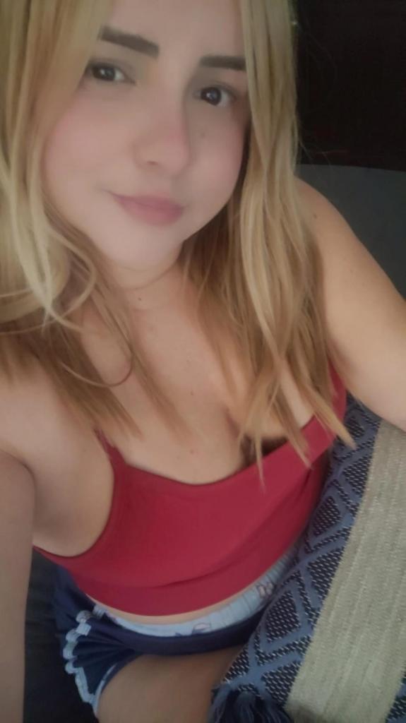 Chica busca chico en Tenerife: 