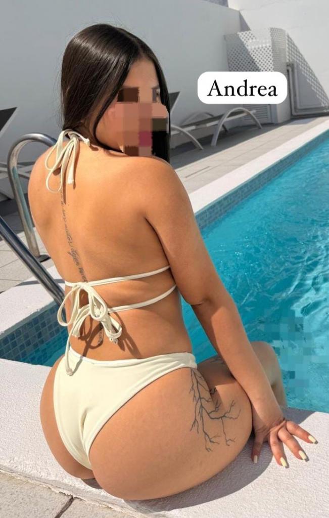 Chica busca chico en Murcia: Chica busca chico