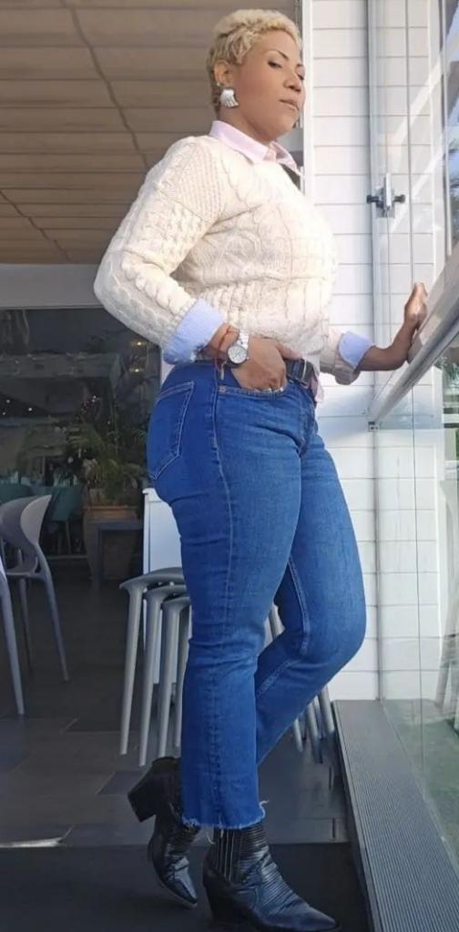 603169586: Chica busca chico en Huelva