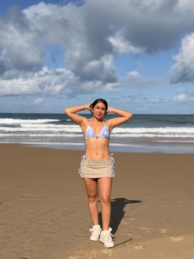 664484776: Chica busca chico en Málaga