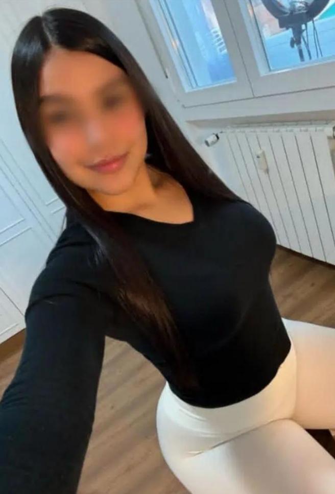 Chica busca chico en Barcelona: 