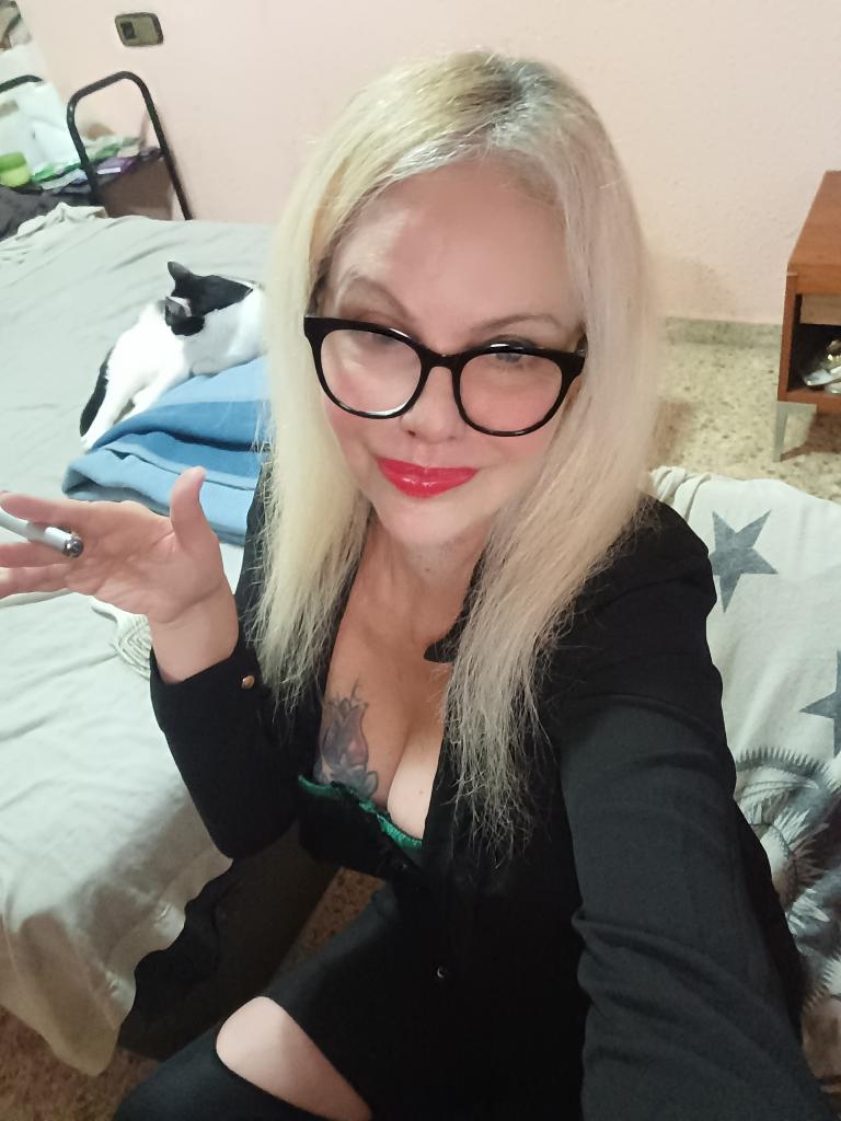Chica busca chico en Valencia: 