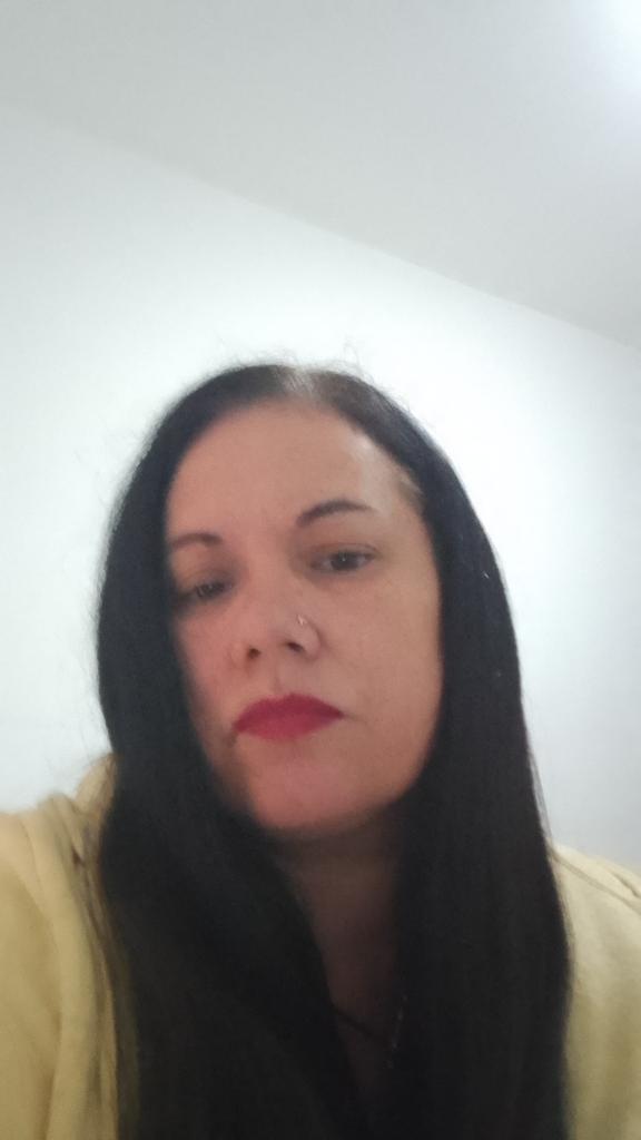 663799412: Chica busca chico en Murcia