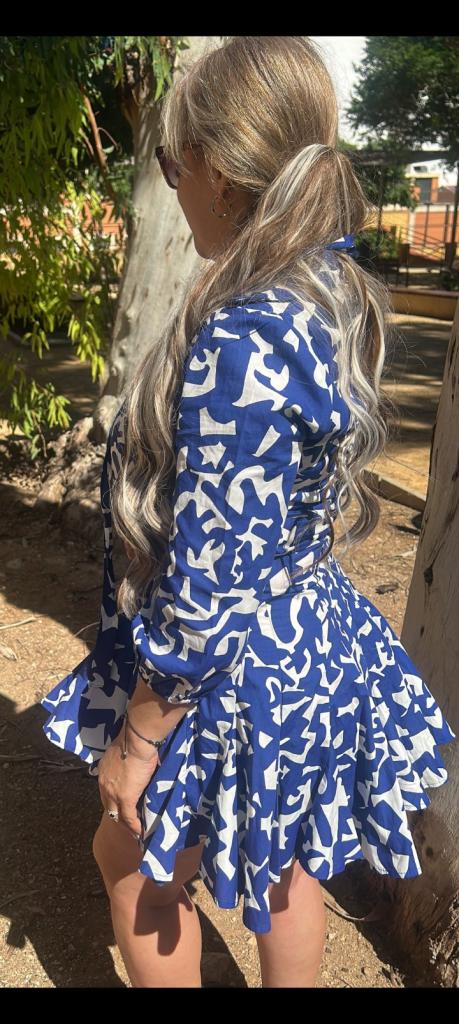 Chica busca chico en Alicante: Chica busca chico