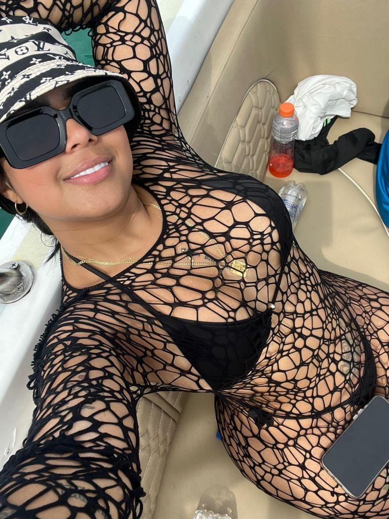603823383: Chica busca chico en Sevilla
