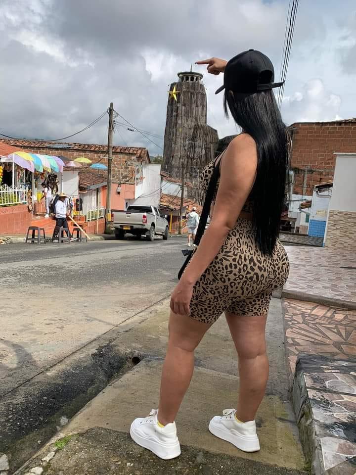 Chica busca chico en Lérida: 