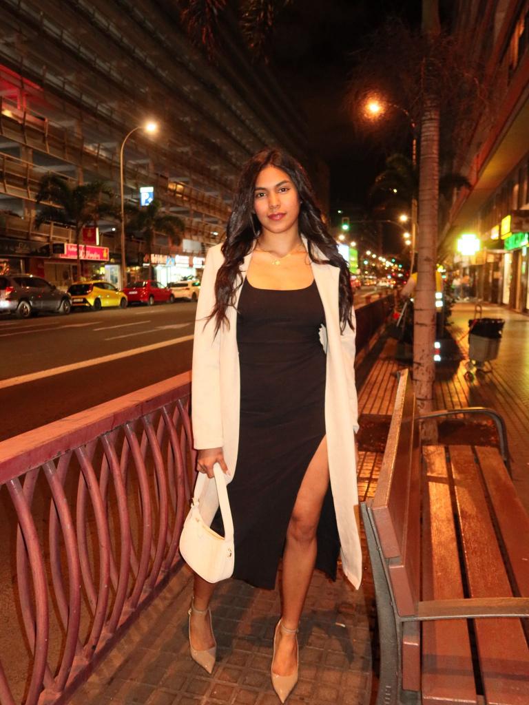 Chica busca chico en Las Palmas: 