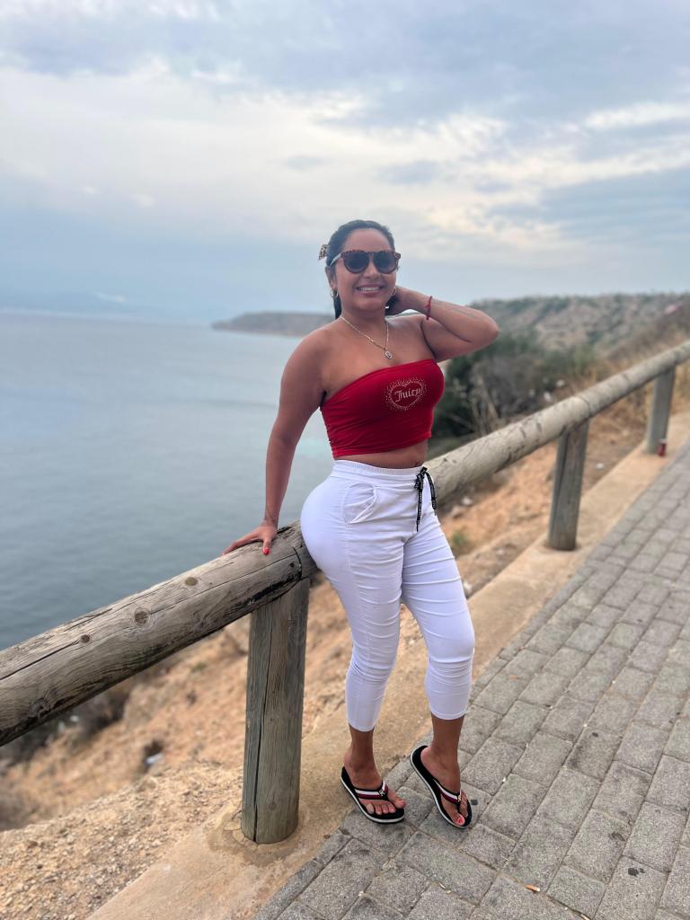 Chica busca chico en Tenerife: 