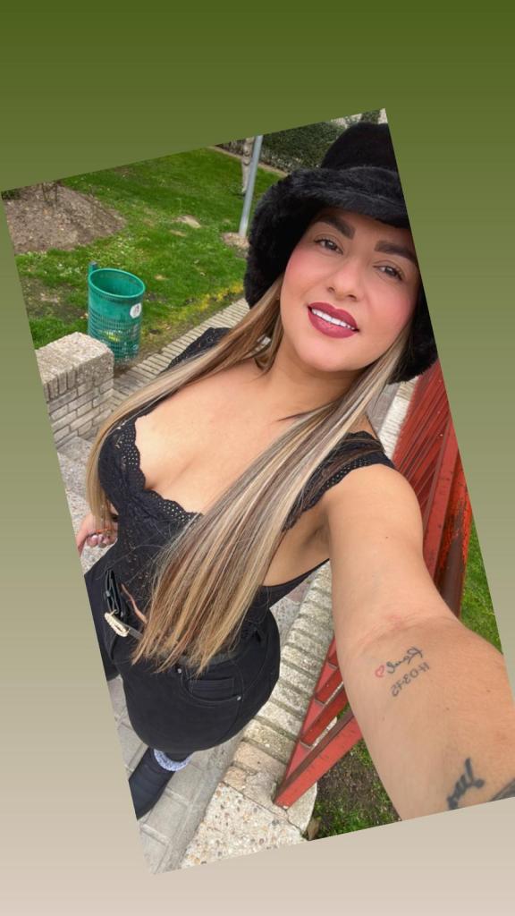 Chica busca chico en Alicante: 