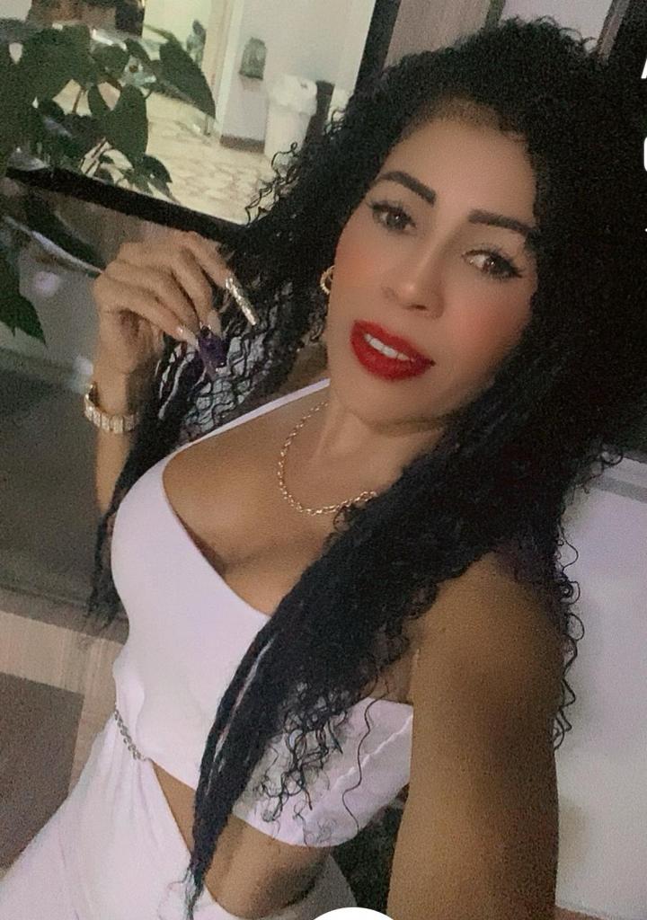 634346521: Chica busca chico en León