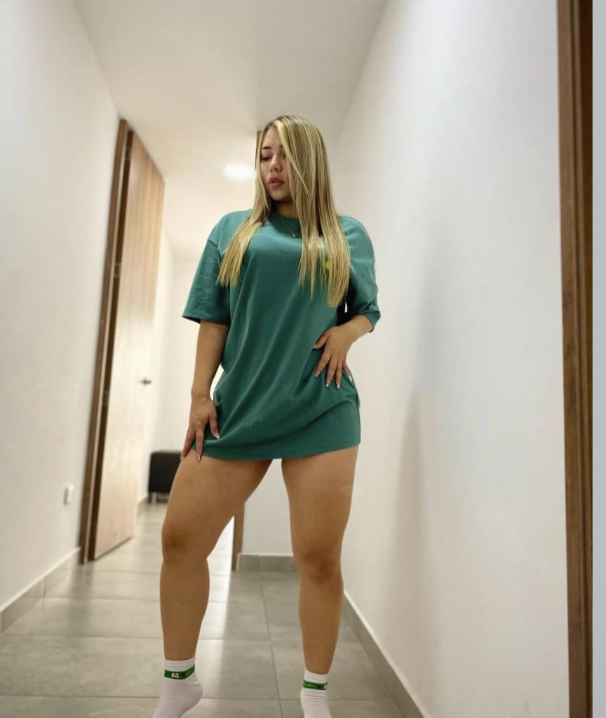 Chica busca chico en Cádiz: 