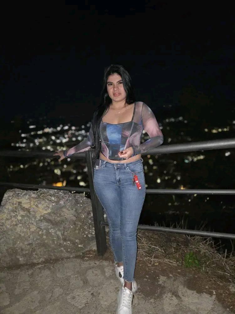 Chica busca chico en Jaén: 