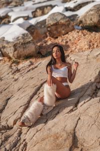 613968955: Chica busca chico en Mallorca