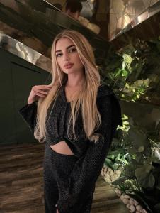 743095130: Chica busca chico en Málaga