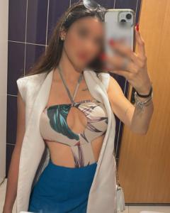 657470239: Chica busca chico en León