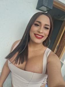 611275347: Transexual en Almería