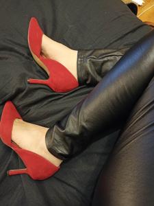 604901213: Chica busca chico en Ibiza