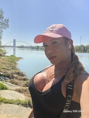 672088232: Transexual en Sevilla