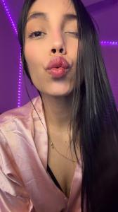615976183: Chica busca chico en Madrid