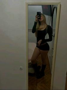647322687: Chica busca chico en Madrid