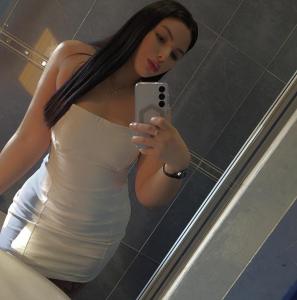 612282045: Chica busca chico en Valencia