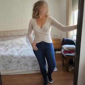 624934900: Chica busca chico en Castellón