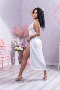 641909521: Chica busca chico en Ibiza