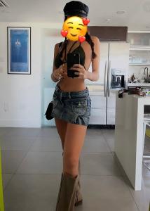 631257559: Chica busca chico en Murcia