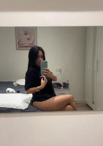 661094277: Chica busca chico en Zaragoza