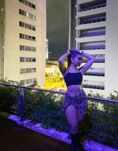 699034359: Chica busca chico en Cáceres