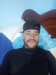 614720977: Chico busca chica en Valladolid