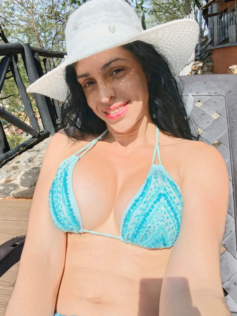 677936518: Travesti en La Rioja