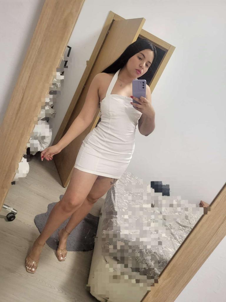 612282045: Chica busca chico en Valencia