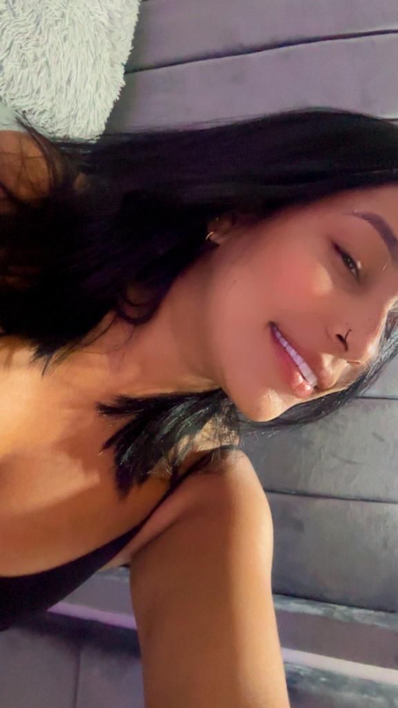 612240321: Chica busca chico en Ibiza
