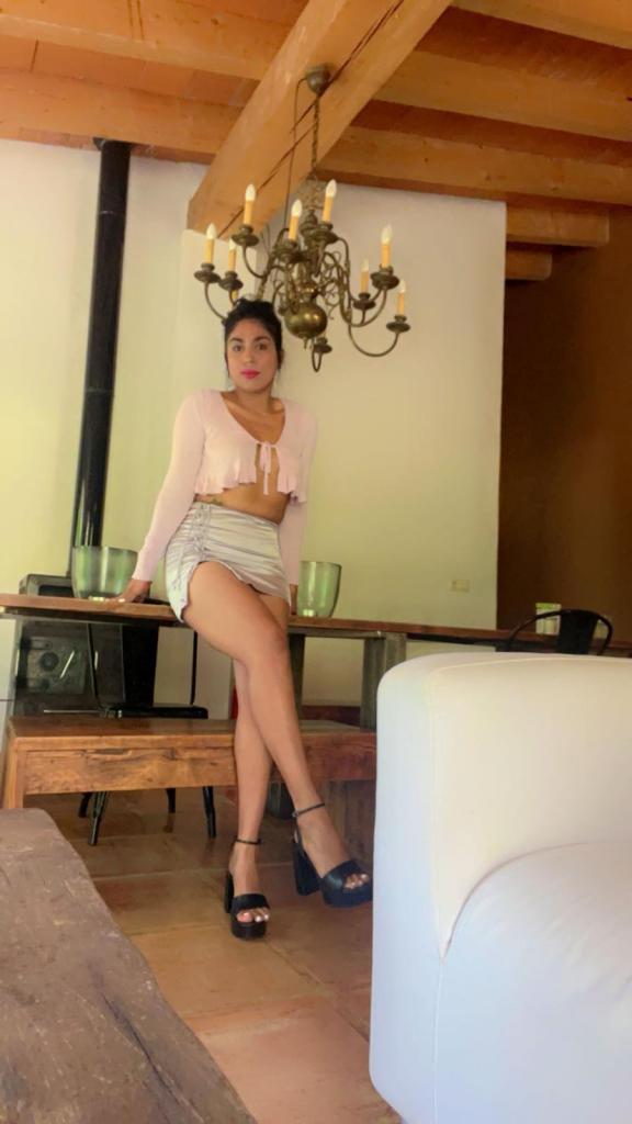Chica busca chico en Alicante: 