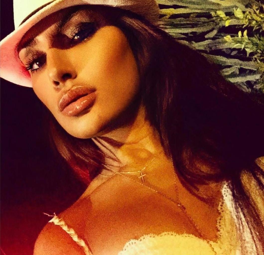 662310086: Chica busca chico en Málaga