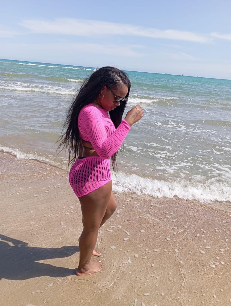 Chica busca chico en Almería: 