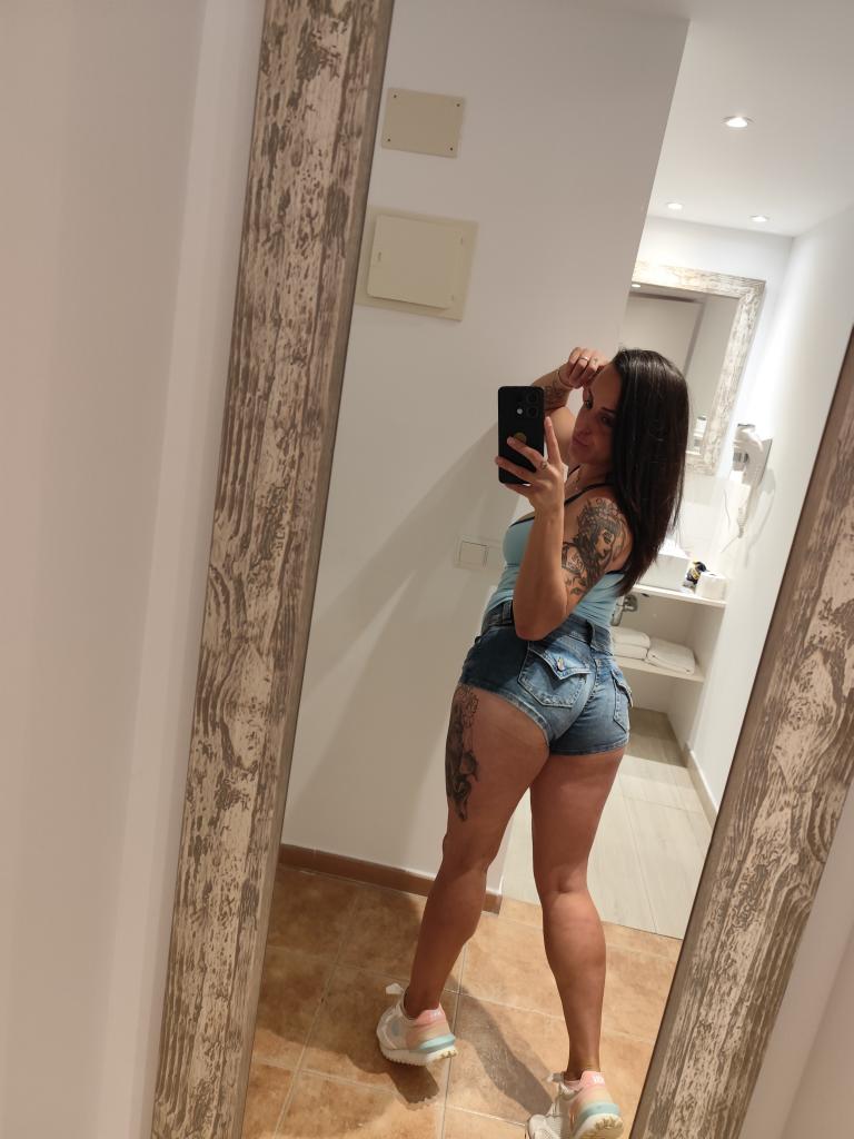 Chica busca chico en Mallorca: 