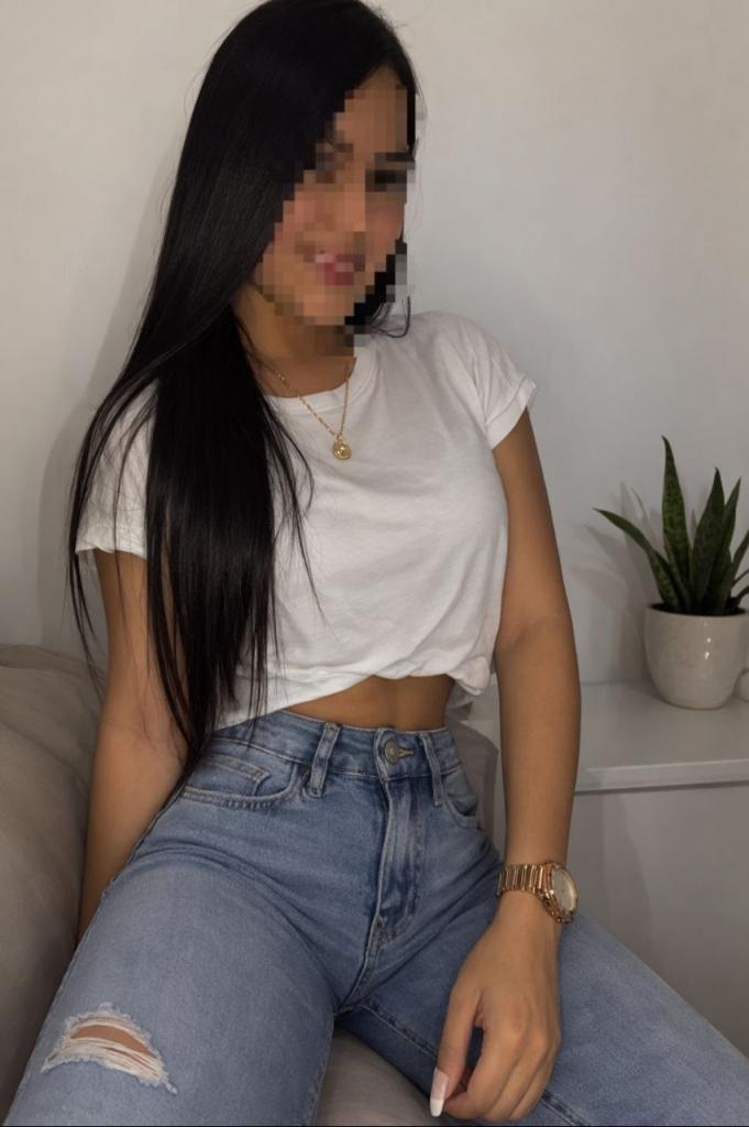 Chica busca chico en Tenerife: 