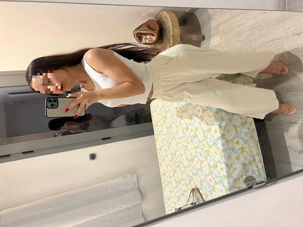 666574769: Chica busca chico en Ibiza
