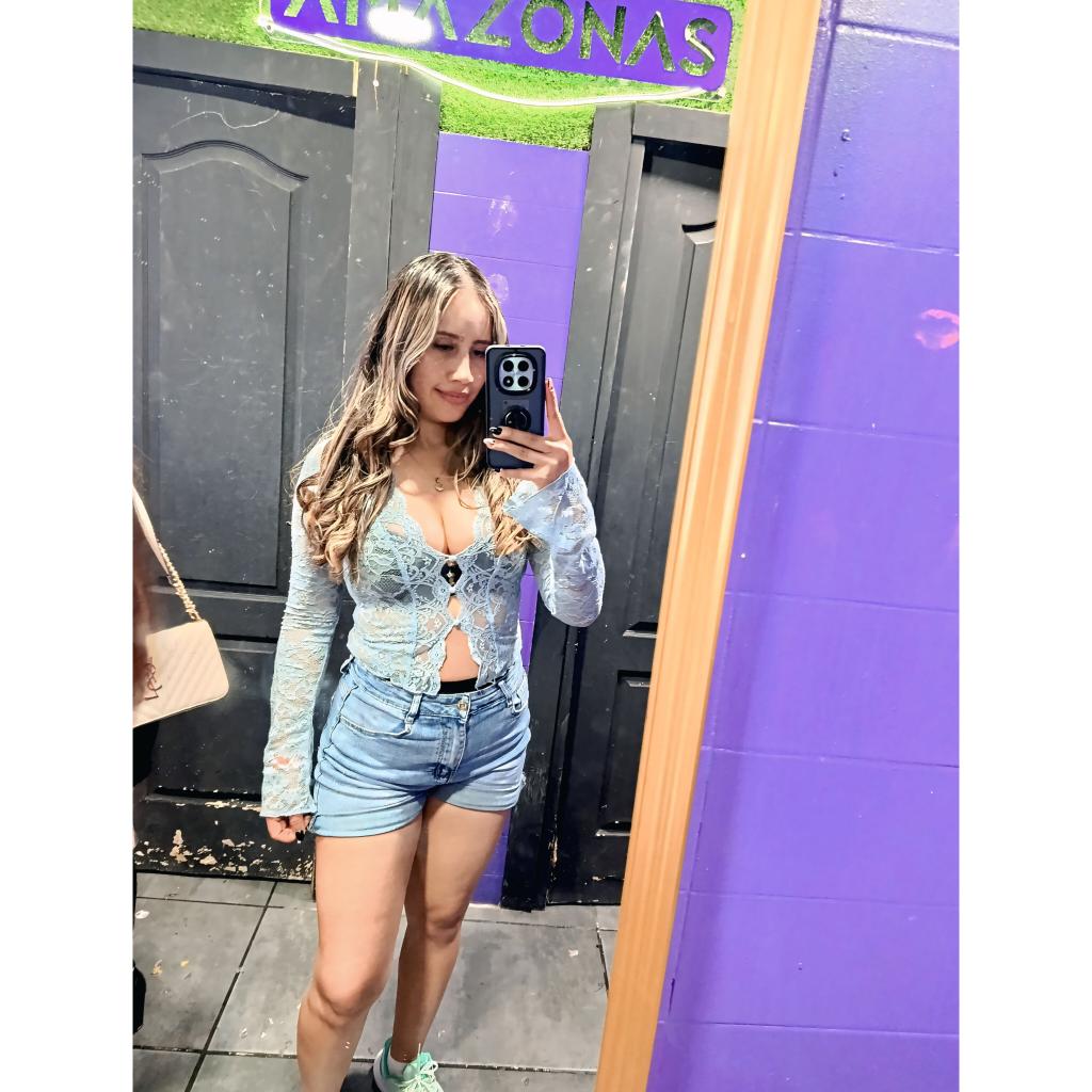 Chica busca chico en Sevilla: 