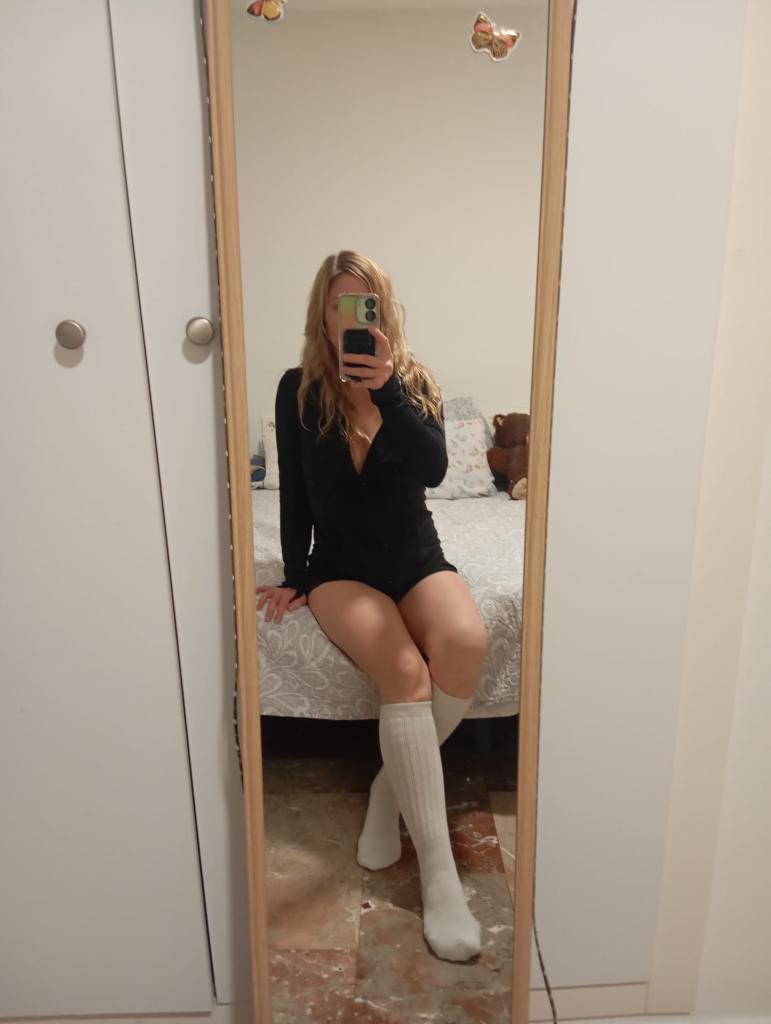 Chica busca chico en Granada: 