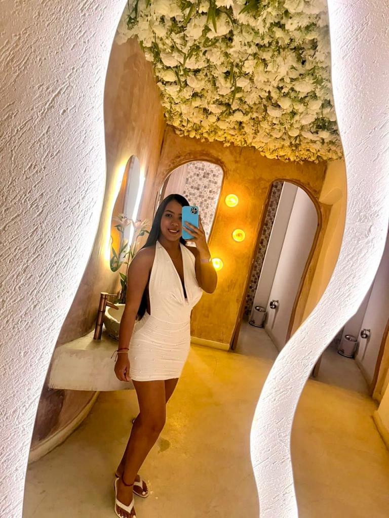 612282045: Chica busca chico en Valencia