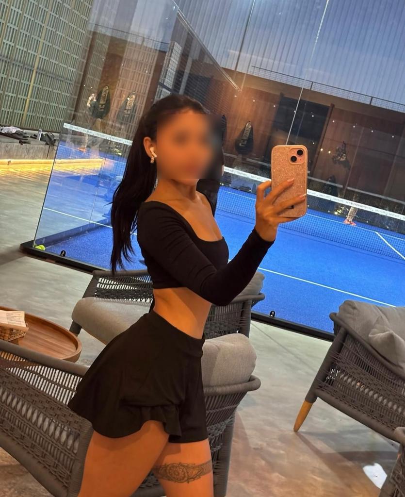 631918309: Chica busca chico en Mallorca
