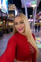 678778566: Chica busca chico en Barcelona